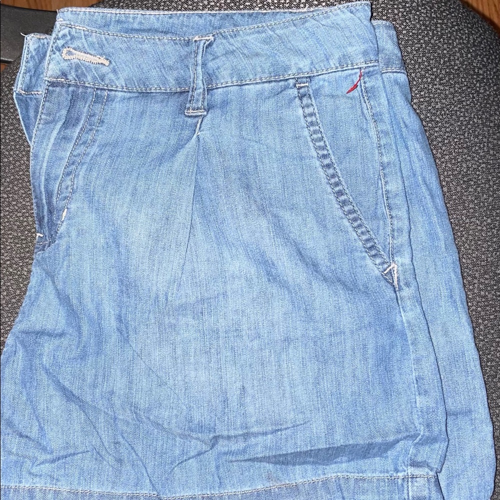 Elle Shorts